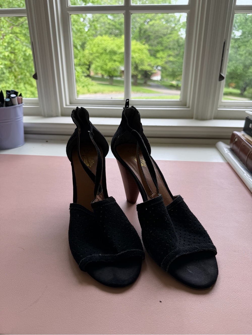 Seychelles Black Open-Toe Strappy High Heel Sandals